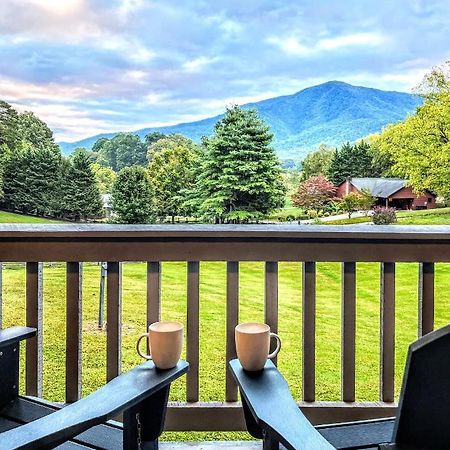 Ole Smoky Bnb - Game Room, Hot Tub, Mtn Views! Pigeon Forge Dış mekan fotoğraf