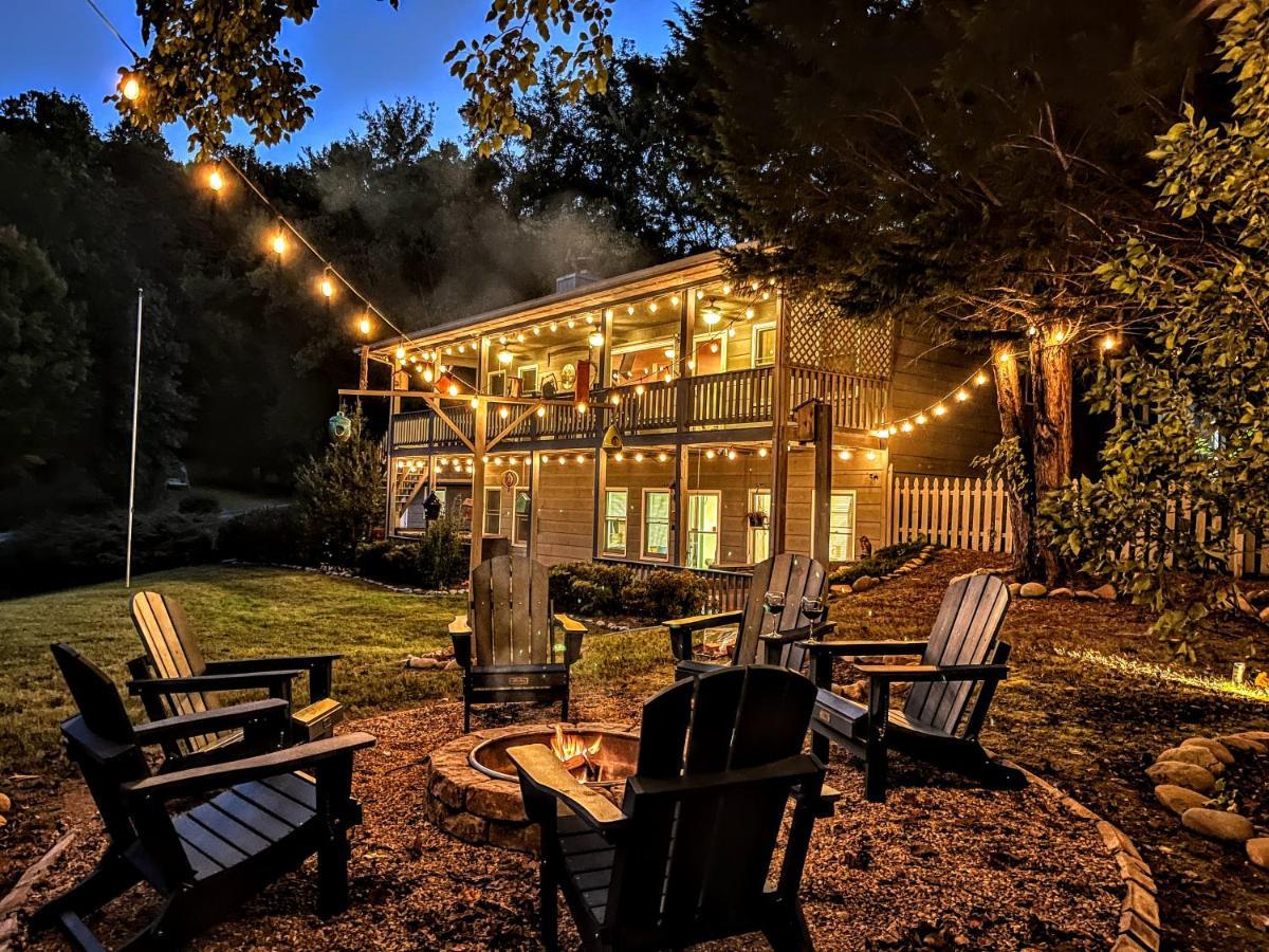 Ole Smoky Bnb - Game Room, Hot Tub, Mtn Views! Pigeon Forge Dış mekan fotoğraf
