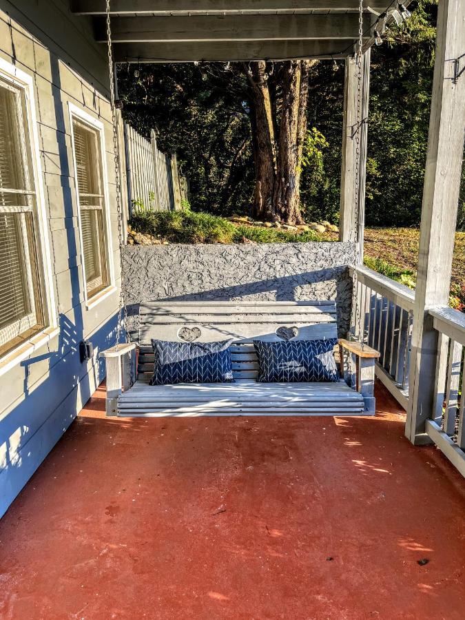 Ole Smoky Bnb - Game Room, Hot Tub, Mtn Views! Pigeon Forge Dış mekan fotoğraf